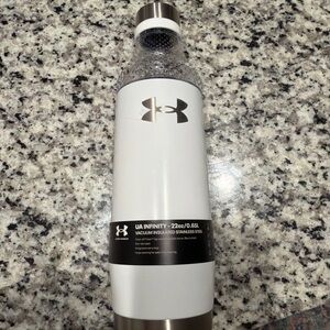 Under Armour White and Silver Insulated Bottle